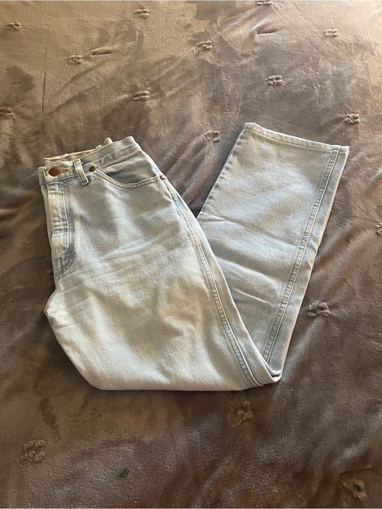Wrangler Denim - Wrangler Straight Leg Jeans